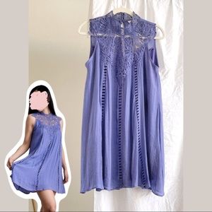 Lavender tunic dress with lace detail NWT